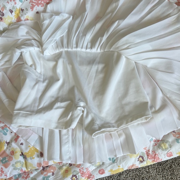 Nike White Tennis Skirt - Picture 4 of 4